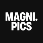 MagniPics AI 4K Photo Enhancer iOS Icon